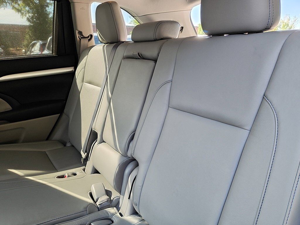 2016 Toyota Highlander XLE V6 Hunt Valley MD
