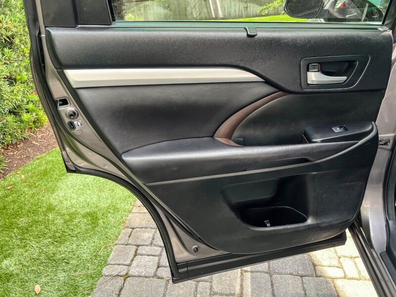 2016 Toyota Highlander XLE Wilmington NC