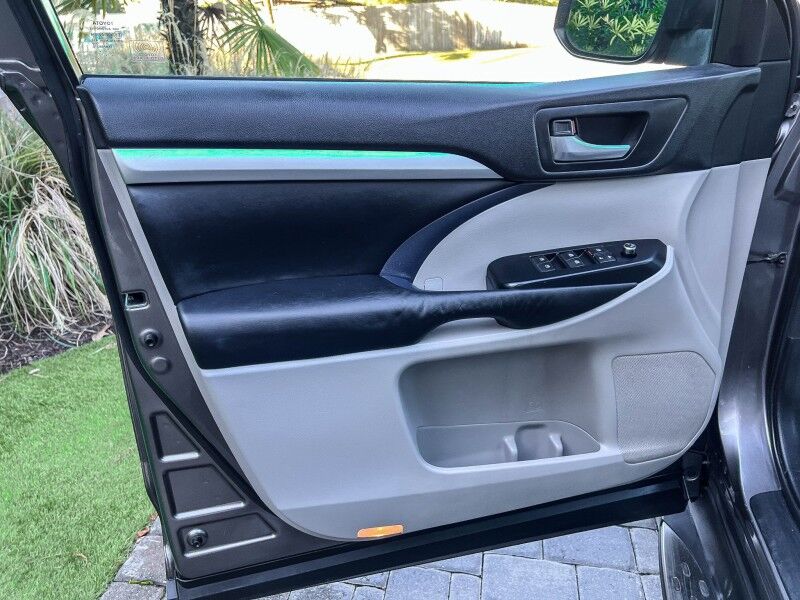 2016 Toyota Highlander XLE Wilmington NC