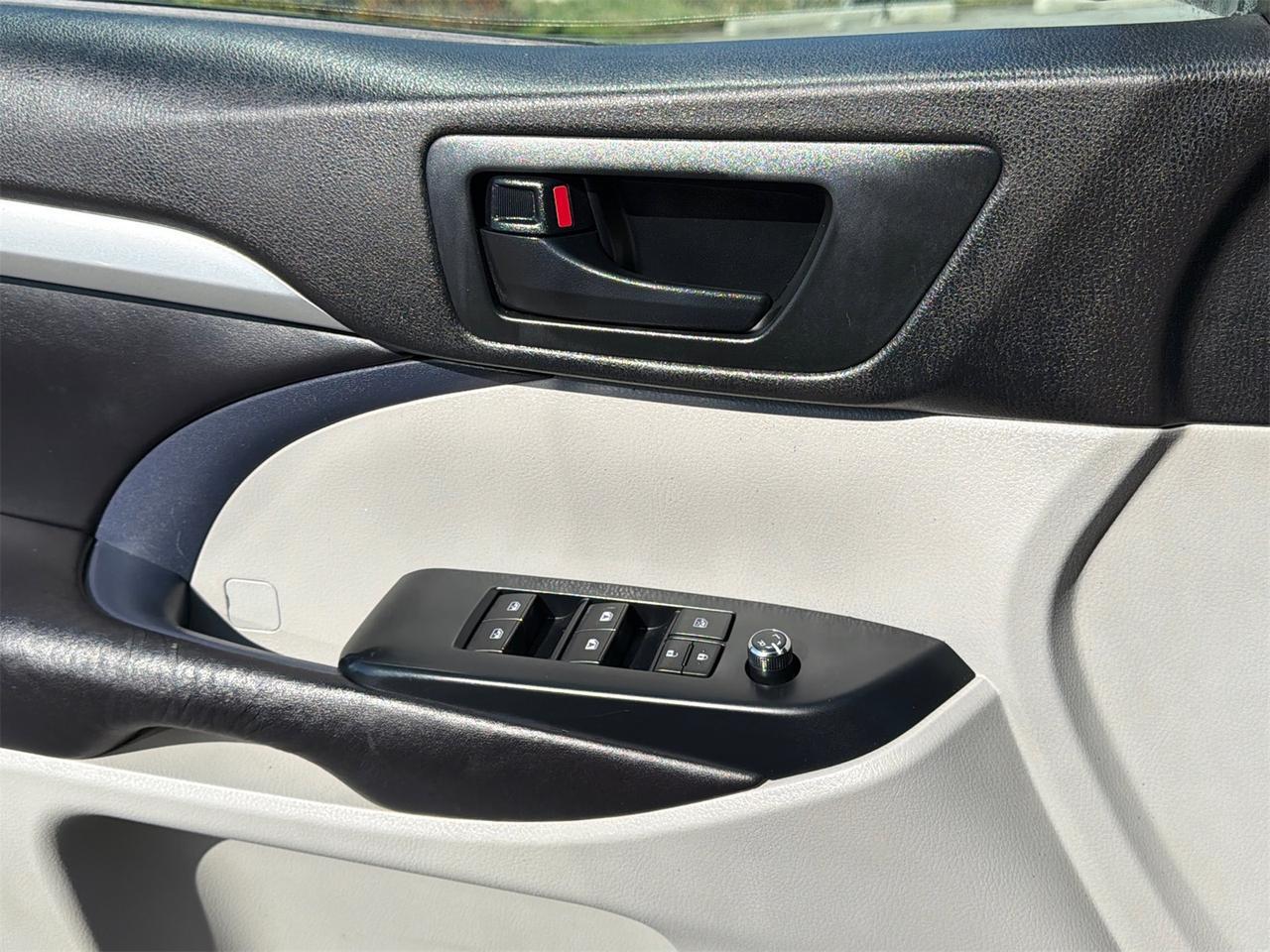 2016 Toyota Highlander Hagerstown MD