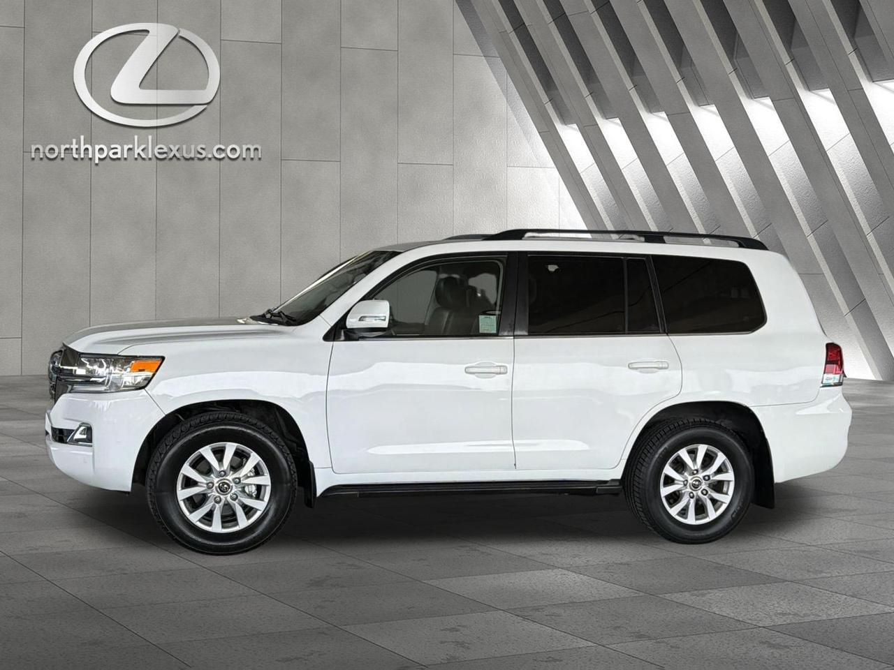 2016 Toyota Land Cruiser