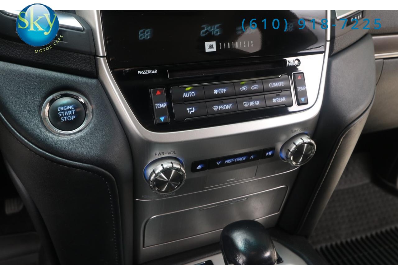 2016 Toyota Land Cruiser 4WD 8-PASSENGER REAR DVD West Chester PA