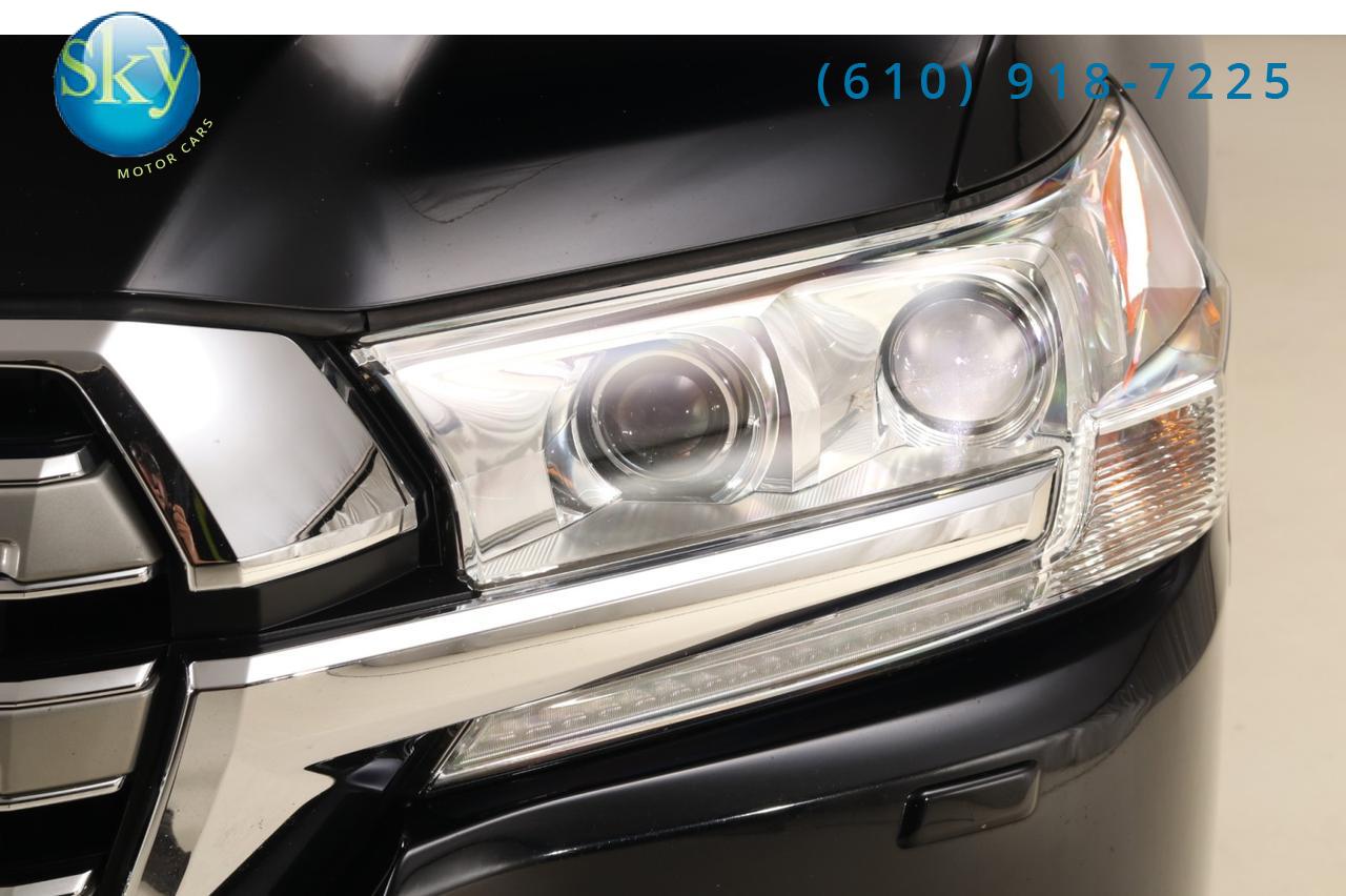 2016 Toyota Land Cruiser 4WD 8-PASSENGER REAR DVD West Chester PA