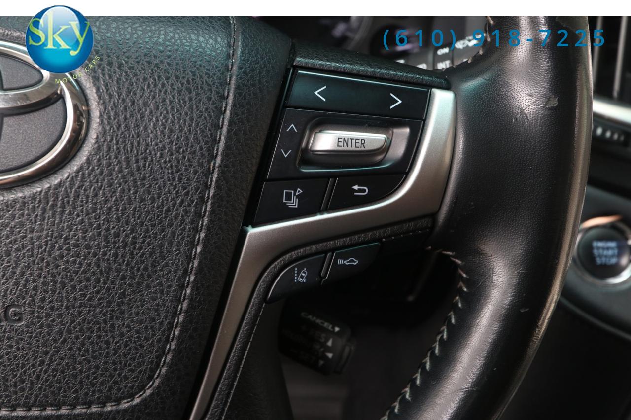 2016 Toyota Land Cruiser 4WD 8-PASSENGER REAR DVD West Chester PA