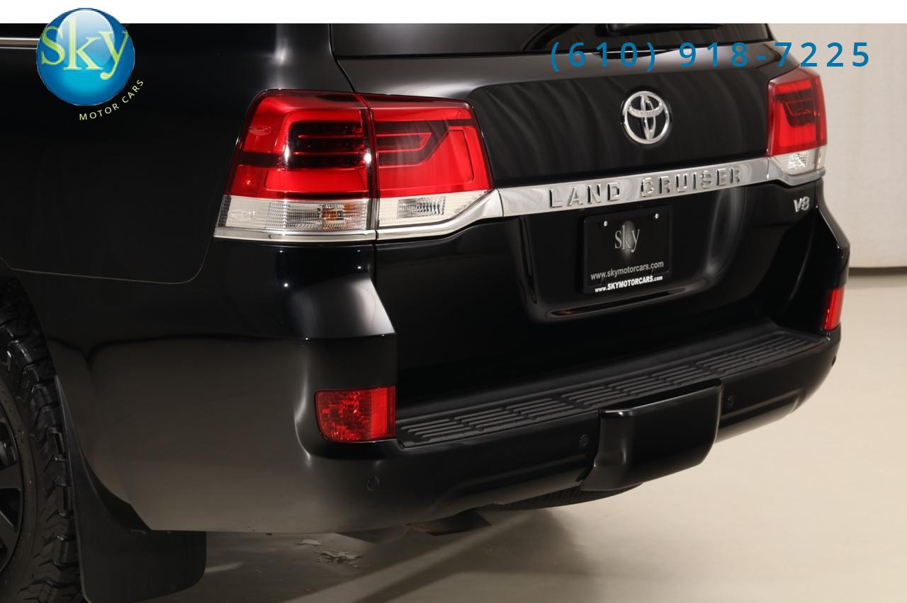 2016 Toyota Land Cruiser 4WD 8-PASSENGER REAR DVD West Chester PA