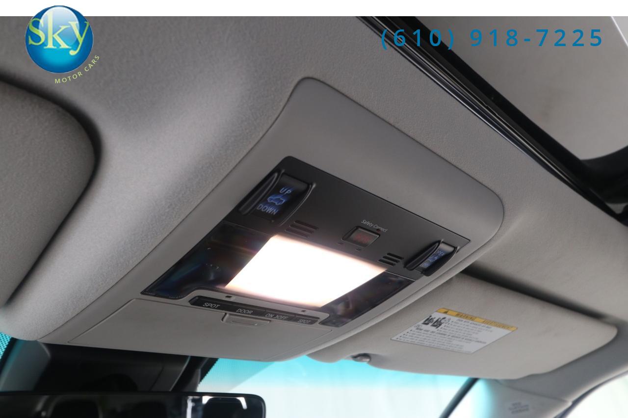 2016 Toyota Land Cruiser 4WD 8-PASSENGER REAR DVD West Chester PA