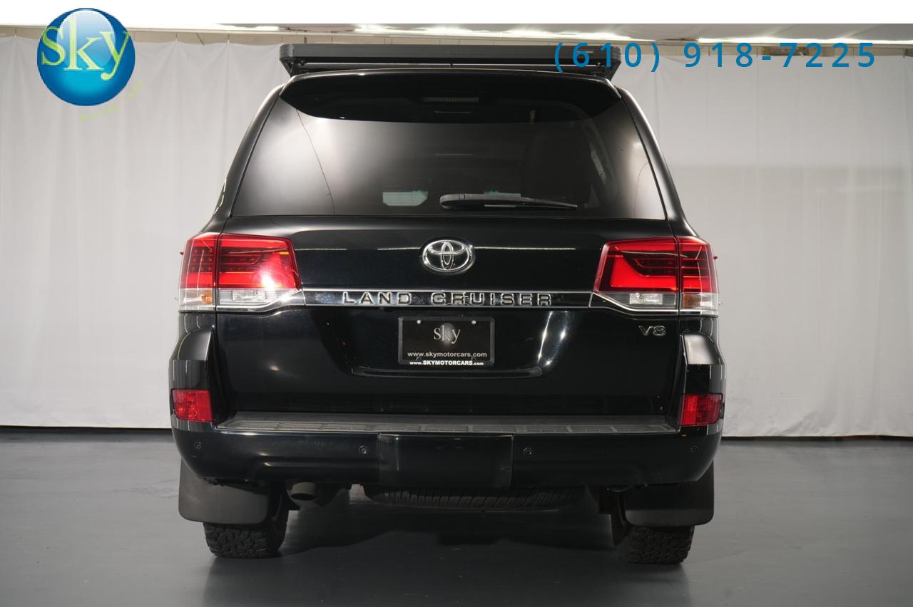 2016 Toyota Land Cruiser 4WD 8-PASSENGER REAR DVD West Chester PA