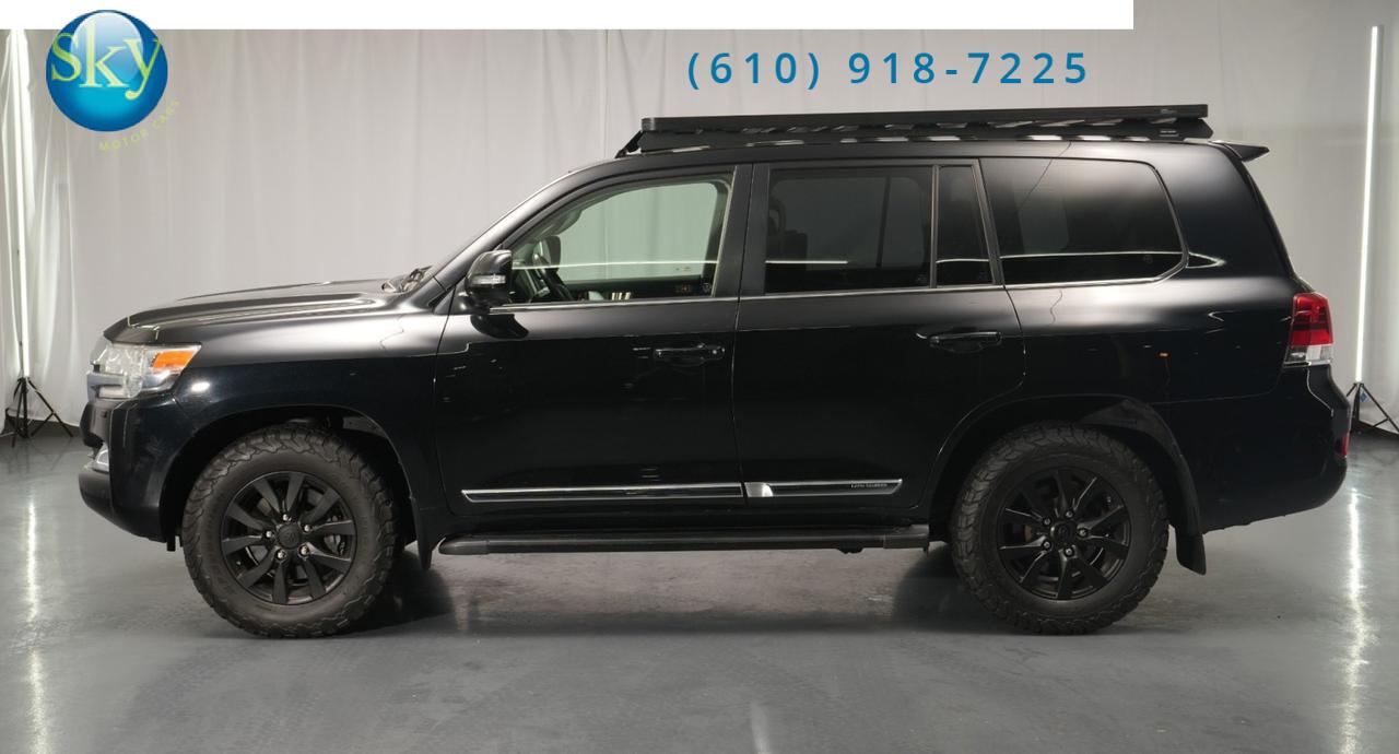 2016 Toyota Land Cruiser 4WD 8-PASSENGER REAR DVD