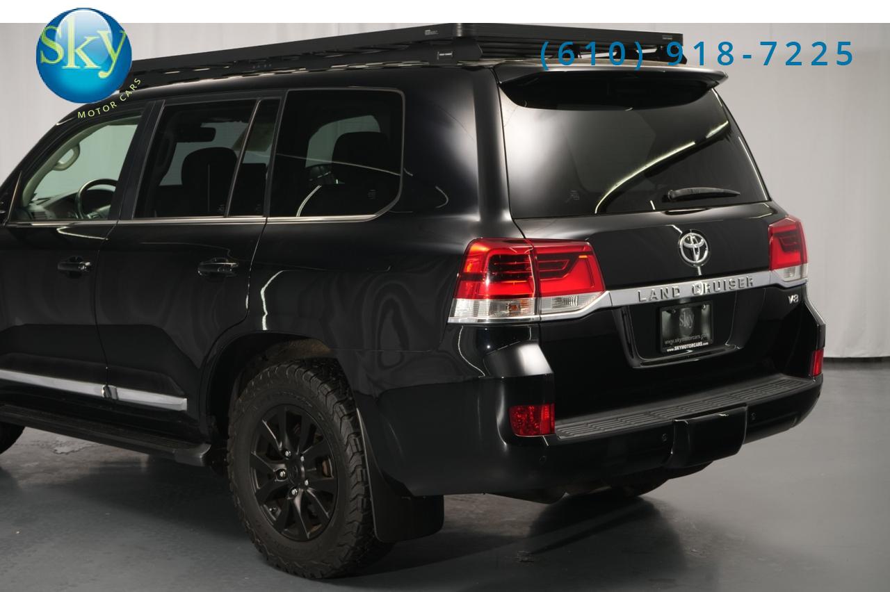 2016 Toyota Land Cruiser 4WD 8-PASSENGER REAR DVD West Chester PA