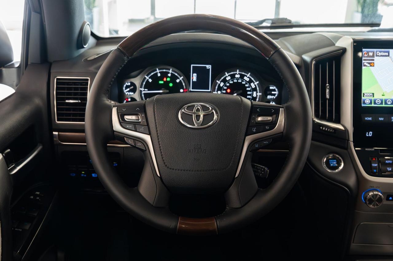 2016 Toyota Land Cruiser Base Gladstone OR