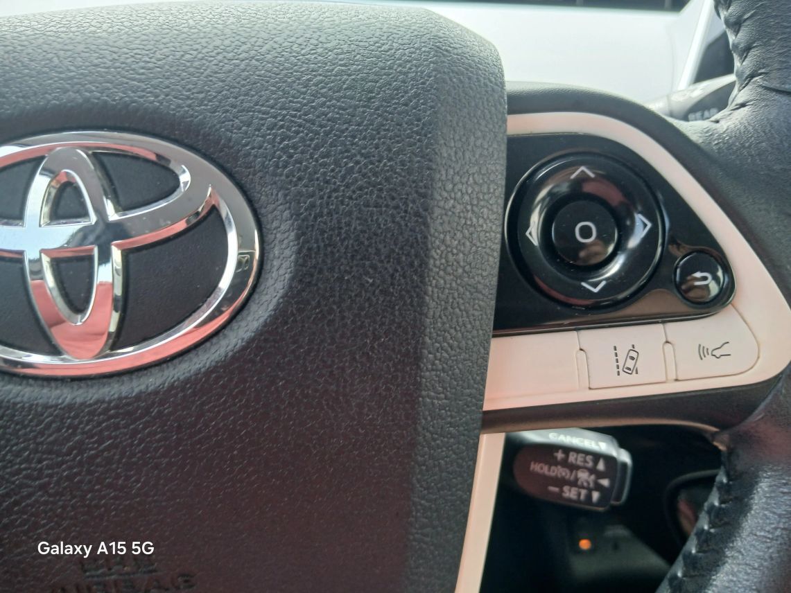2016 Toyota Prius Four Touring Hatchback 4D Maitland FL