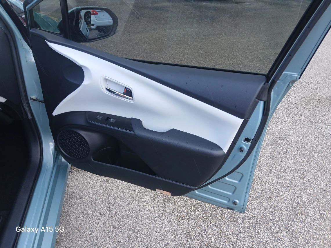 2016 Toyota Prius Four Touring Hatchback 4D Maitland FL