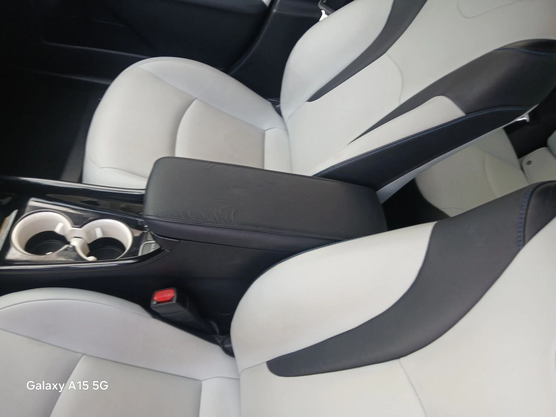 2016 Toyota Prius Four Touring Hatchback 4D Maitland FL
