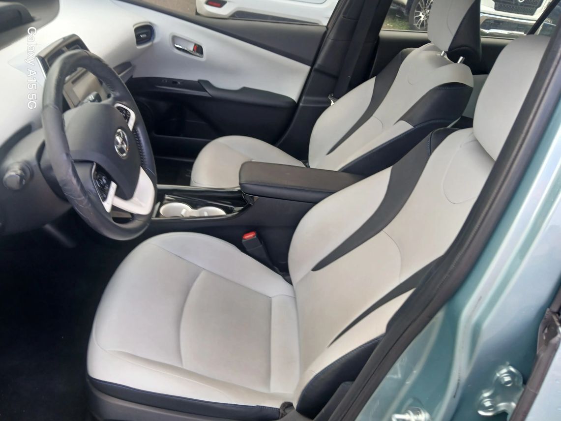 2016 Toyota Prius Four Touring Hatchback 4D Maitland FL