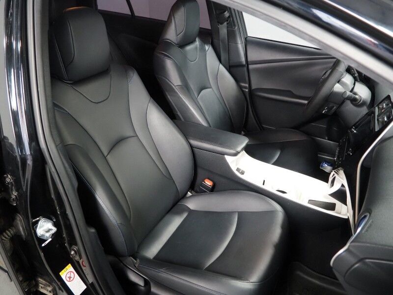 2016 Toyota Prius Four Touring *NAVIGATION, ADAPTIVE CRUISE, SAFETY ALERTS, BACKUP-CAMERA, COLO