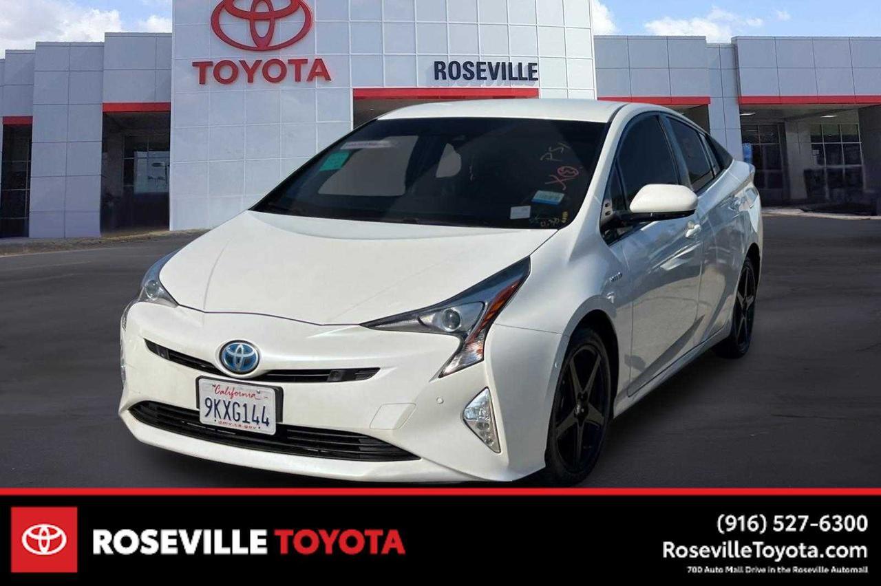 2016 Toyota Prius Four Touring