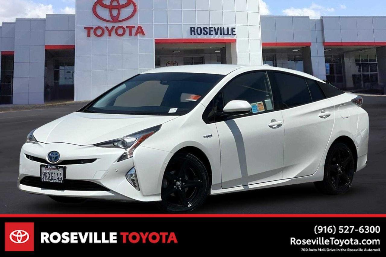 2016 Toyota Prius Four Touring