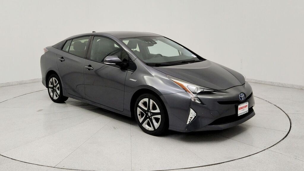 2016 Toyota Prius Four Touring