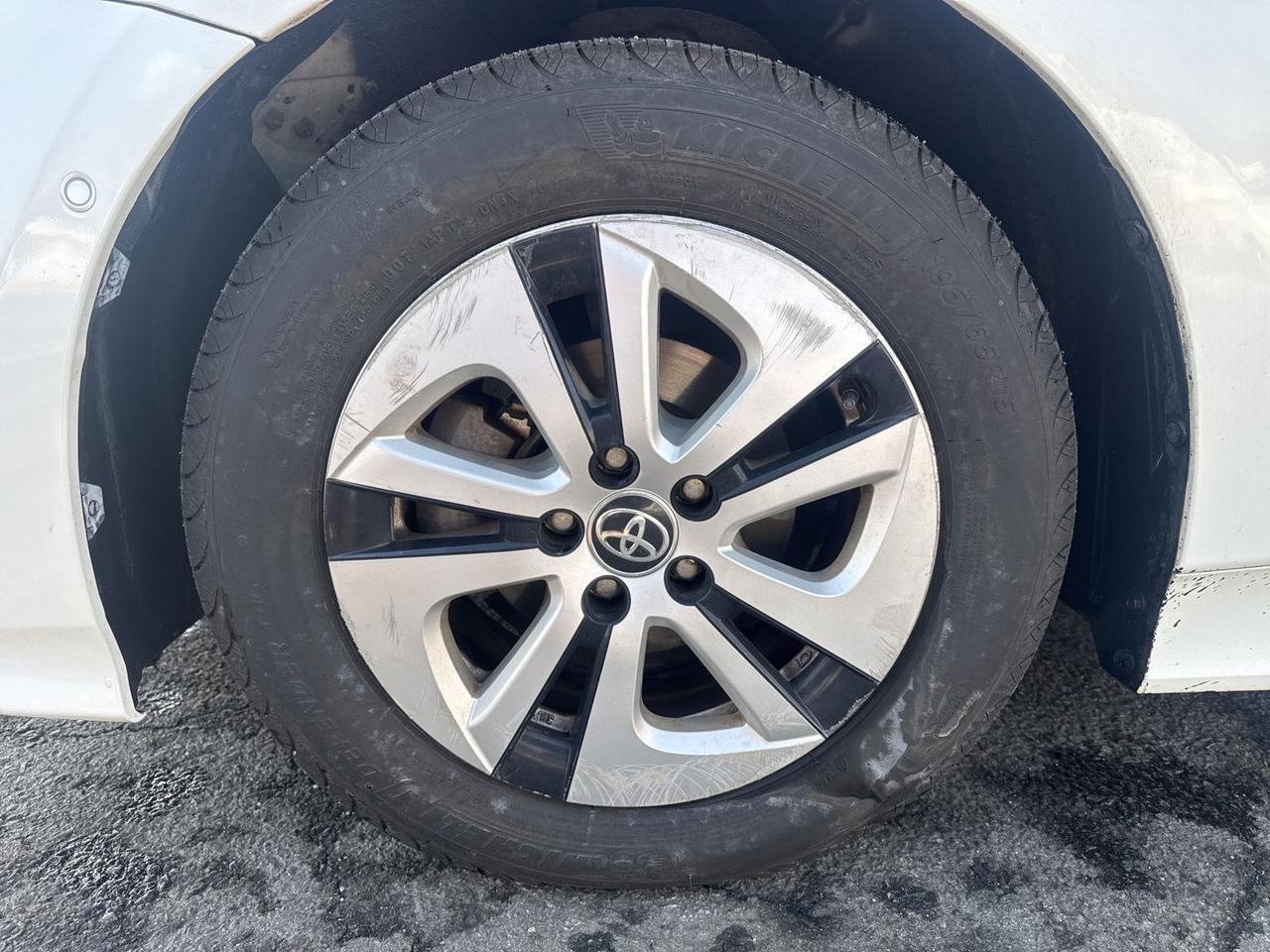 2016 Toyota Prius Four Chantilly VA