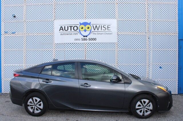 2016 Toyota Prius THREE Three