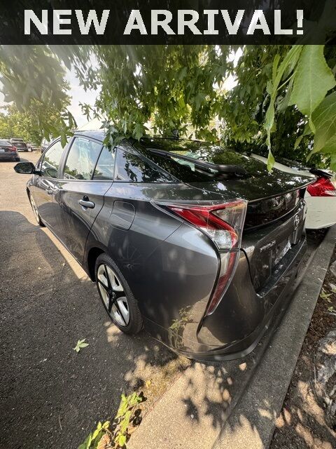 2016 Toyota Prius Three Renton WA