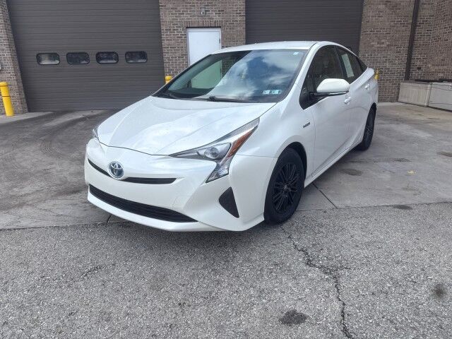2016 Toyota Prius Two