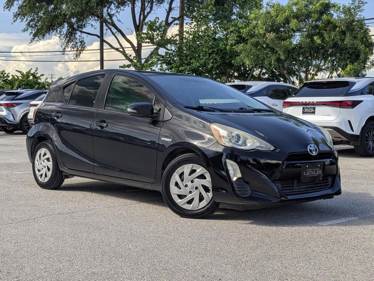 2016 Toyota Prius c Two