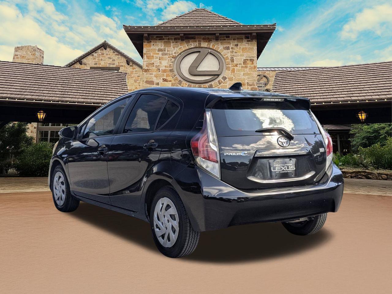 2016 Toyota Prius c Two