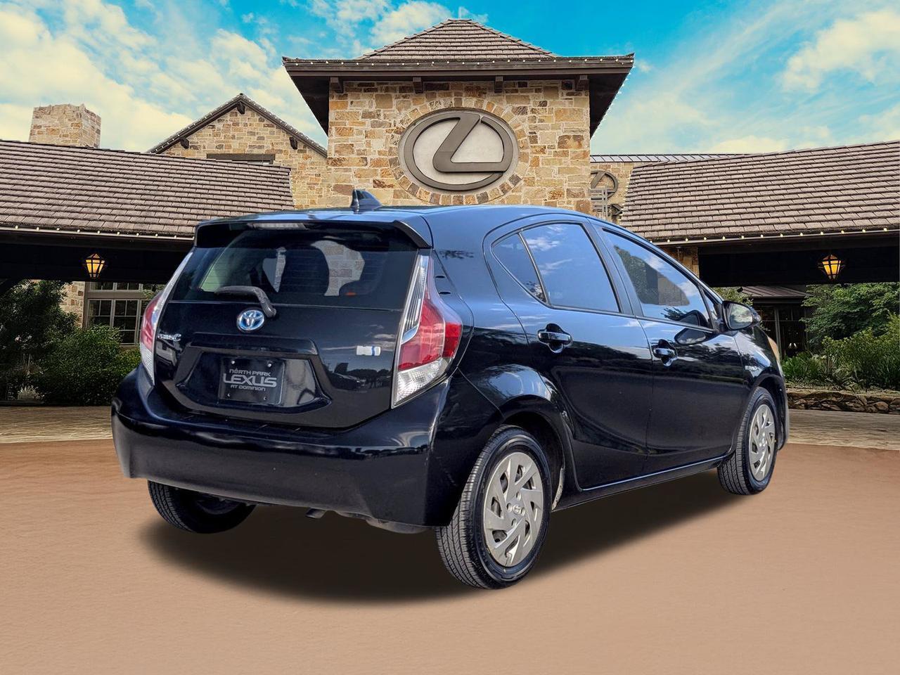 2016 Toyota Prius c Two