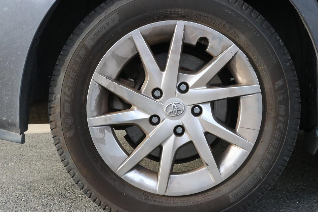 2016 Toyota Prius v Five Fredericksburg VA