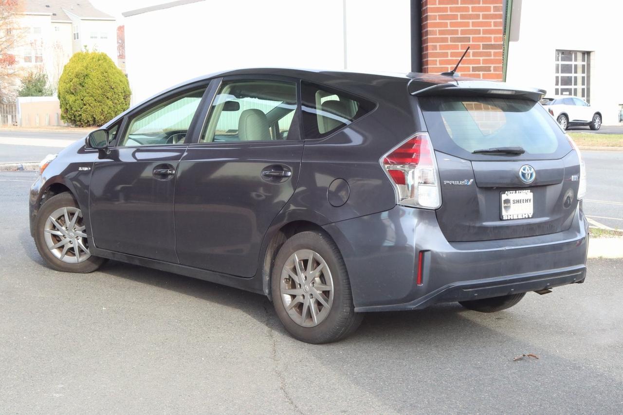 2016 Toyota Prius v Five Fredericksburg VA