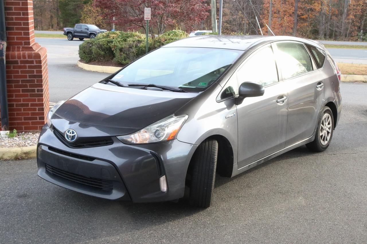 2016 Toyota Prius v Five Fredericksburg VA