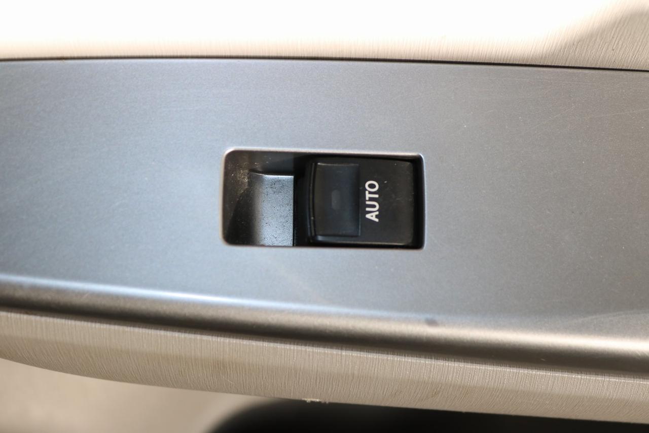 2016 Toyota Prius v Five Fredericksburg VA