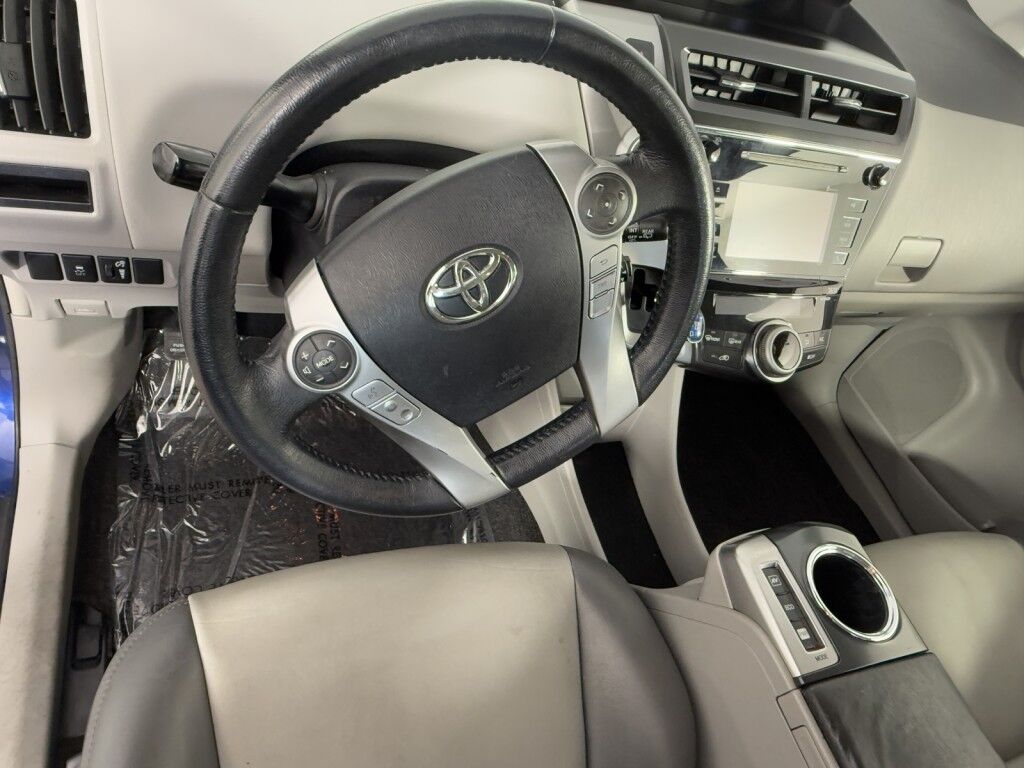 2016 Toyota Prius v Wgn Five Maumee OH