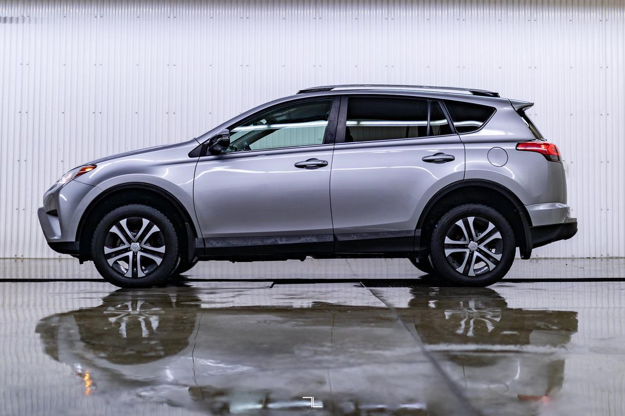 2016 Toyota RAV4 AWD LE BCam Red Deer AB