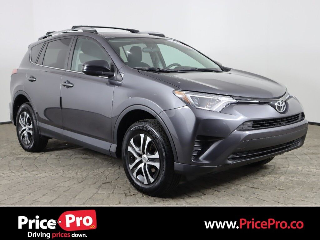 Used 16 Toyota Rav4 Awd Le In Maumee Oh