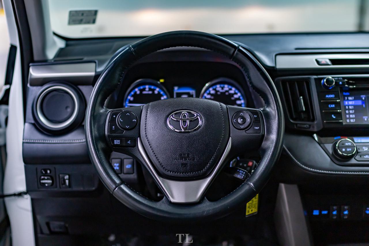 2016 Toyota RAV4 AWD XLE Roof BCam Red Deer AB