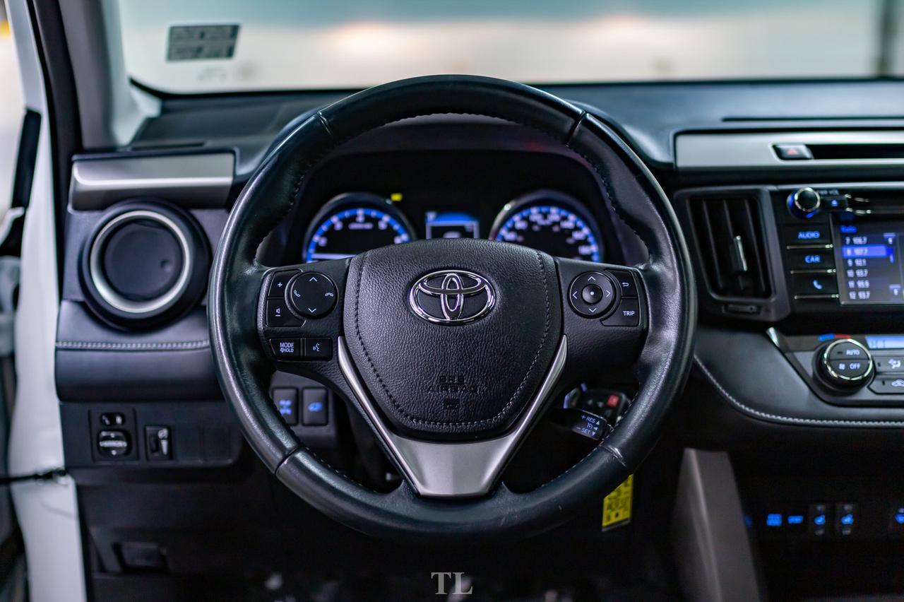 2016 Toyota RAV4 AWD XLE Roof BCam Red Deer AB