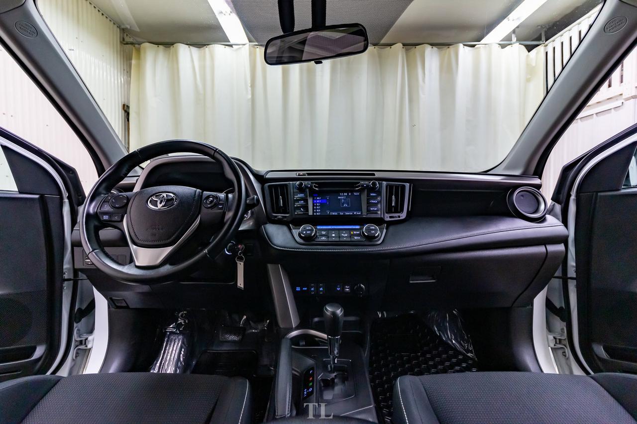 2016 Toyota RAV4 AWD XLE Roof BCam Red Deer AB