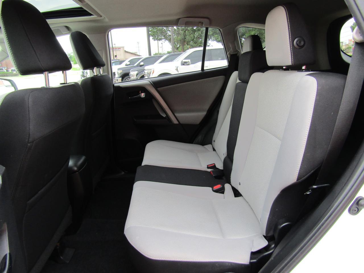 2016 Toyota RAV4 FWD 4dr XLE (Natl) Grand Prairie TX