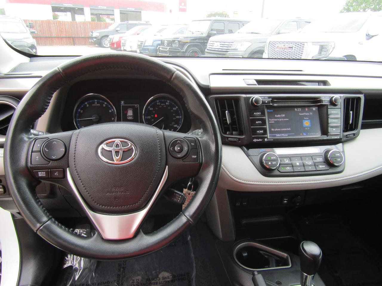 2016 Toyota RAV4 FWD 4dr XLE (Natl) Grand Prairie TX