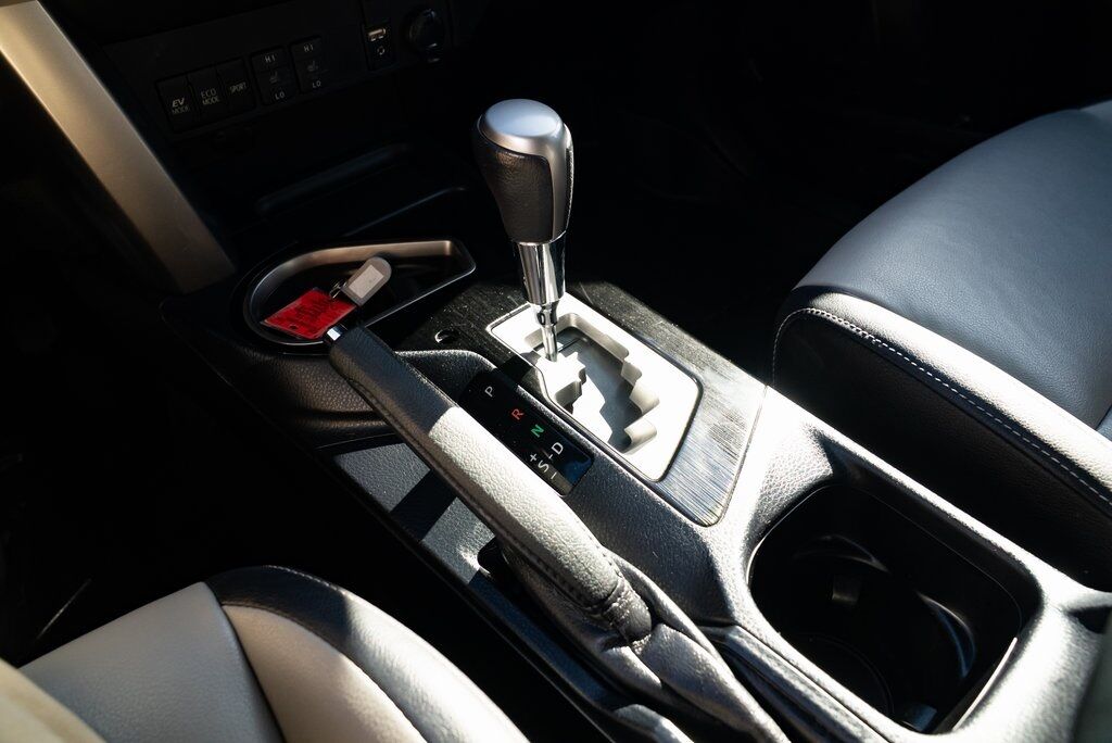 2016 Toyota RAV4 Hybrid Limited Beaverton OR