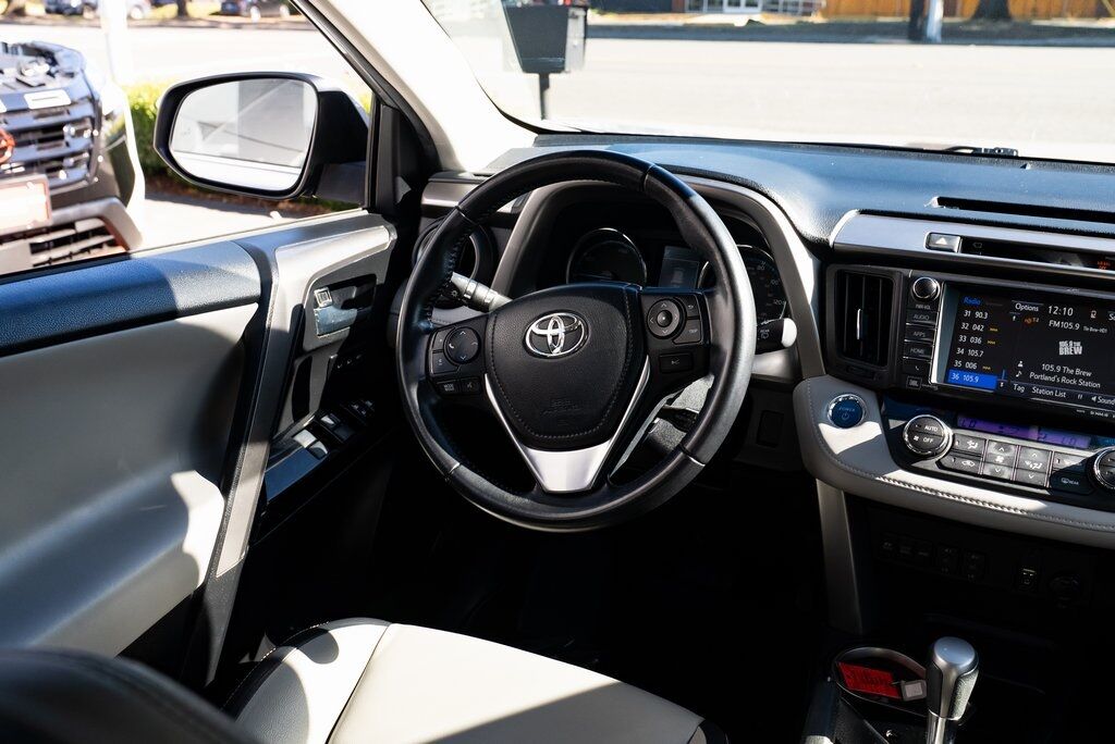 2016 Toyota RAV4 Hybrid Limited Beaverton OR
