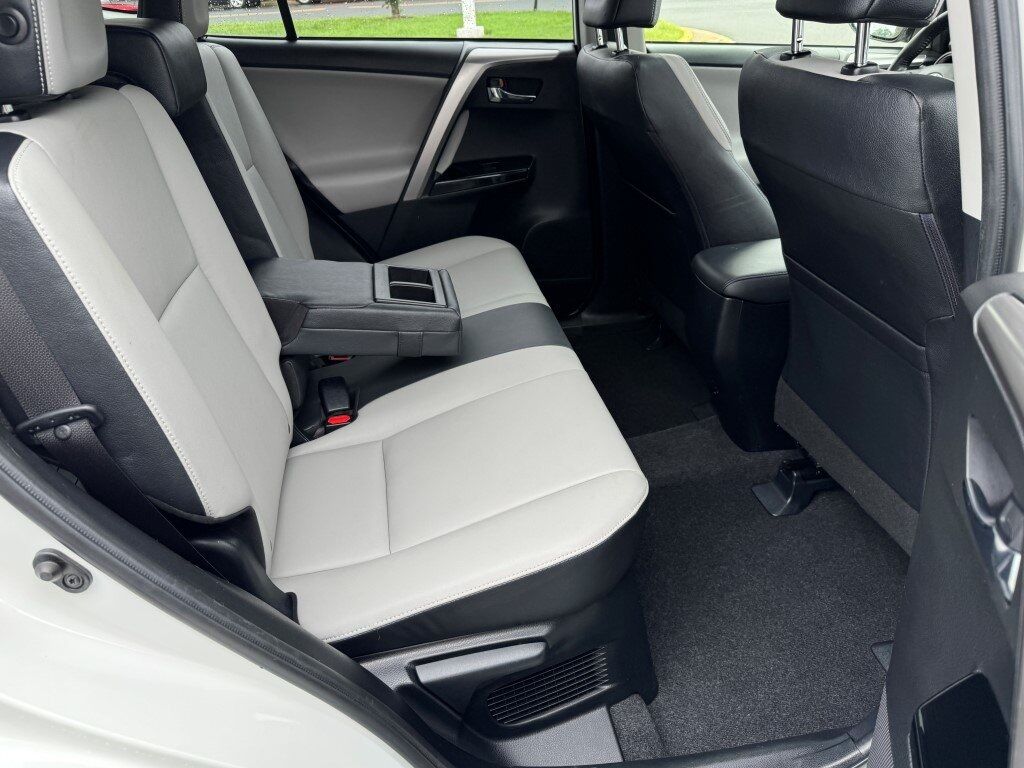 2016 Toyota RAV4 Hybrid Limited Chantilly VA