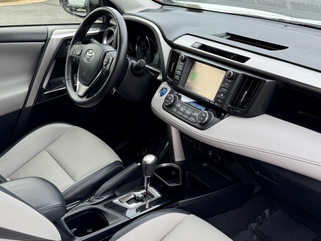 2016 Toyota RAV4 Hybrid Limited Chantilly VA
