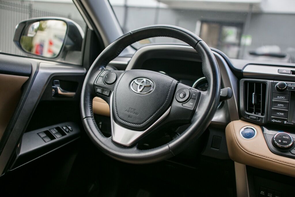 2016 Toyota RAV4 Hybrid XLE Atlanta GA