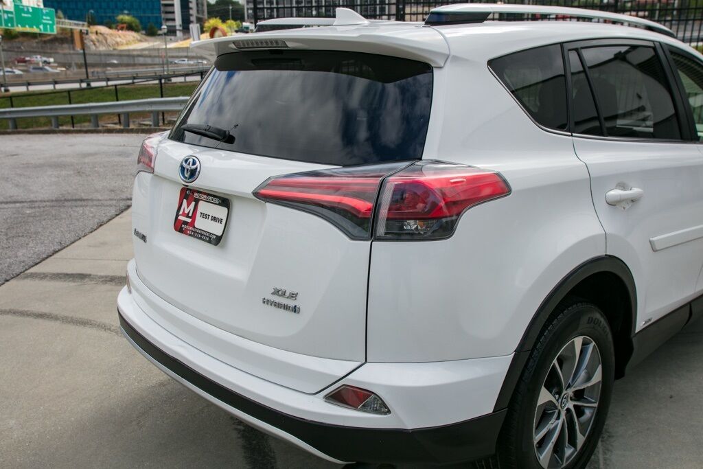2016 Toyota RAV4 Hybrid XLE