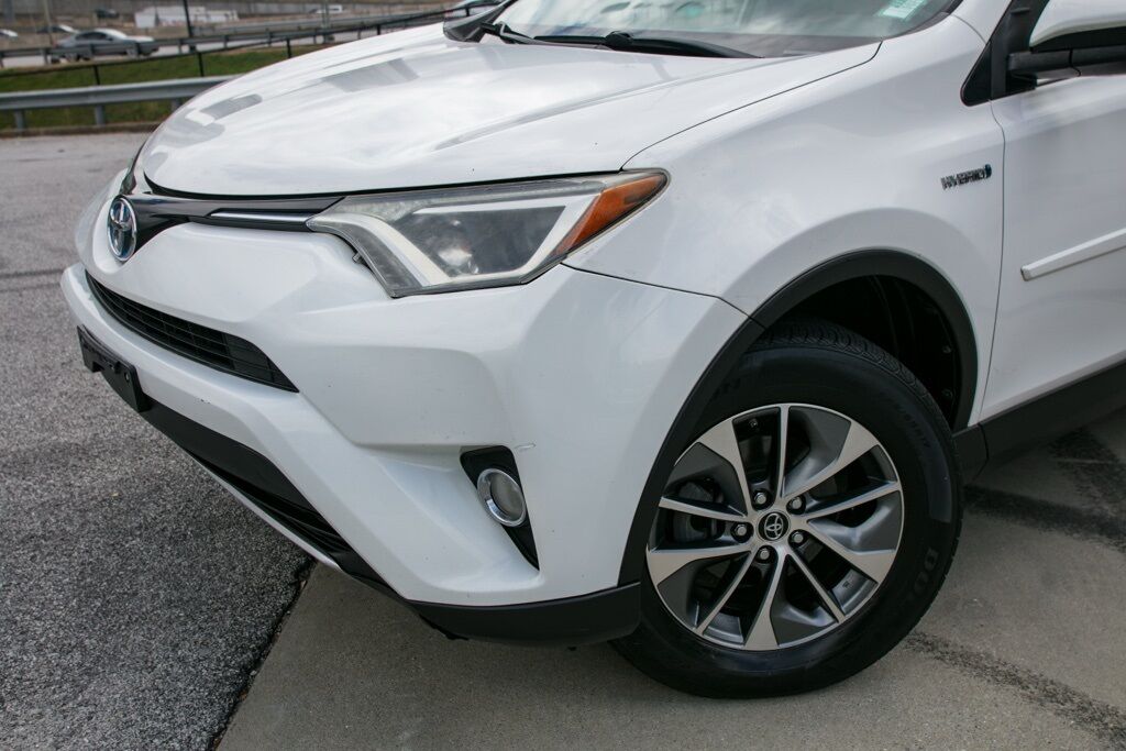 2016 Toyota RAV4 Hybrid XLE