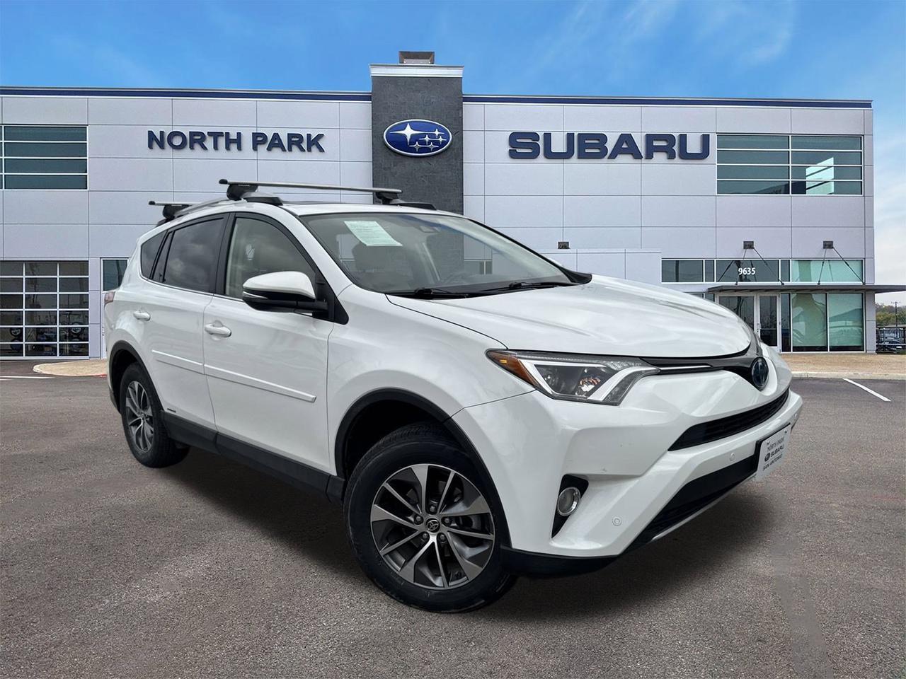 2016 Toyota RAV4 Hybrid XLE
