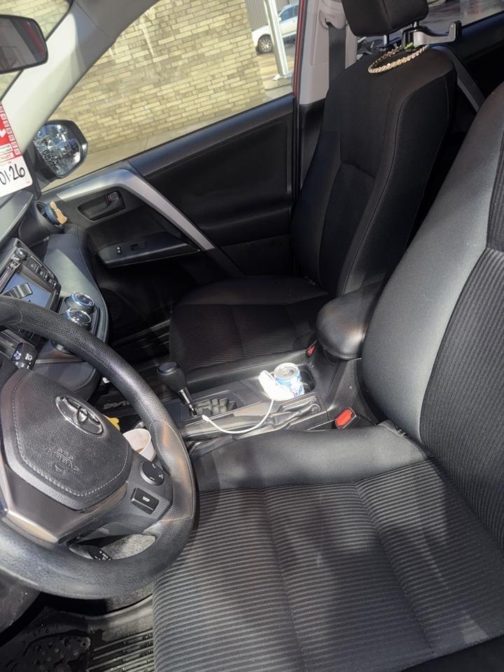 2016 Toyota RAV4 LE OR